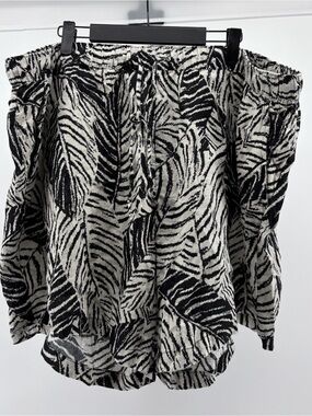 Cynthia Rowley 100% Linen Shorts Black & White Leaf Pattern Pockets 3X